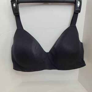 Wacoal Women's Flawless Comfort Contour Bra Style 853326 Black Size 38DDD Wired